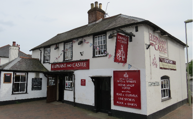 Elephant and castle pub in Totton